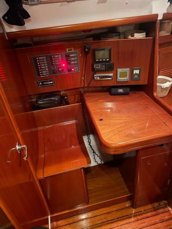 Beneteau Oceanis 393 usado à venda