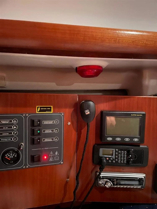 Beneteau Oceanis 393 usado à venda