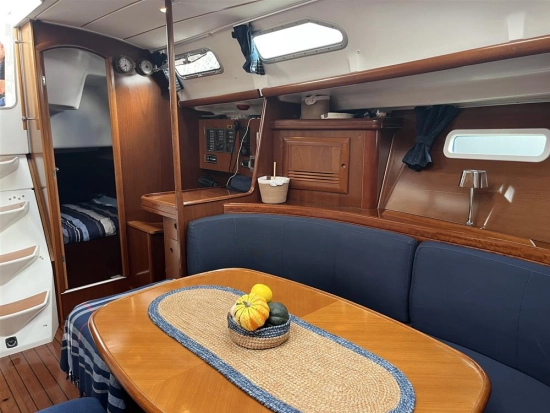 Beneteau Oceanis 393 usado à venda