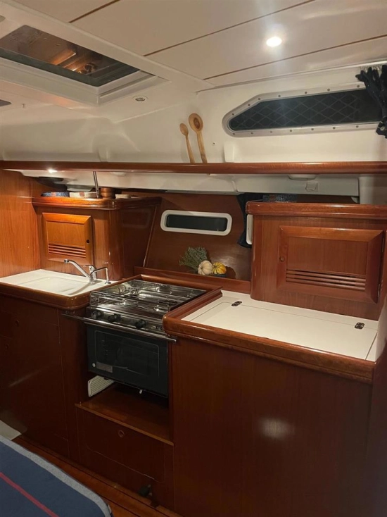 Beneteau Oceanis 393 usado à venda