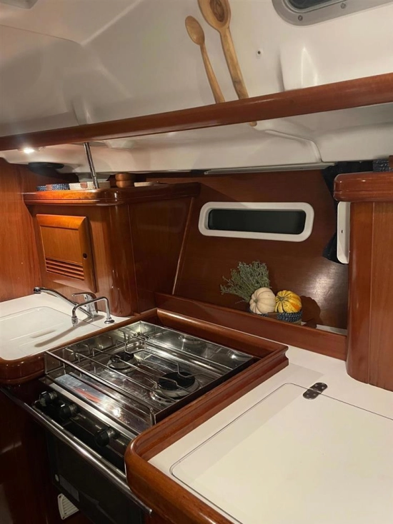 Beneteau Oceanis 393 usado à venda