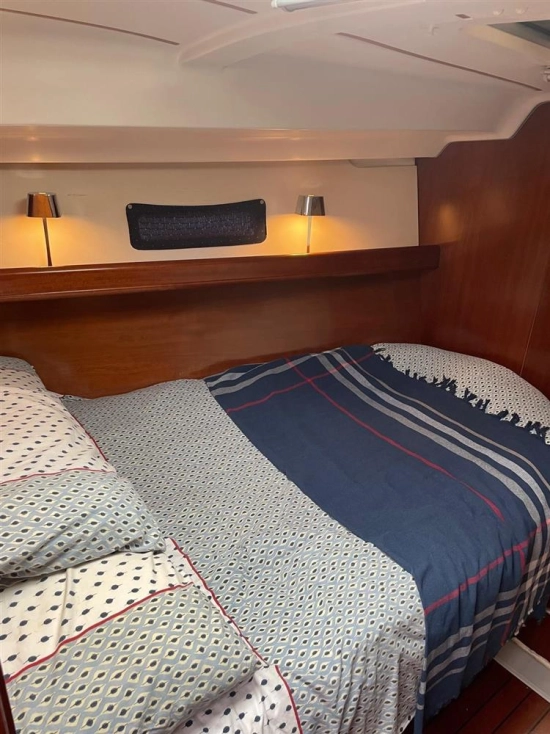 Beneteau Oceanis 393 usado à venda