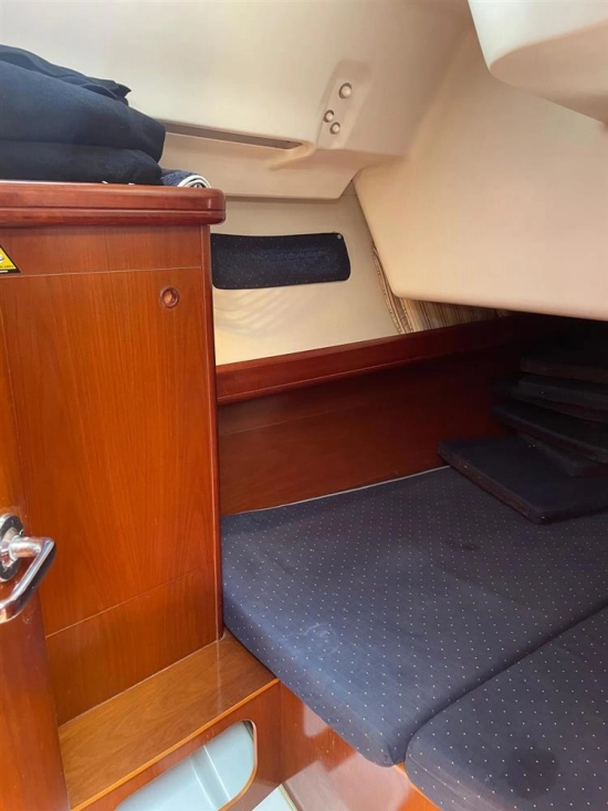 Beneteau Oceanis 393 usado à venda