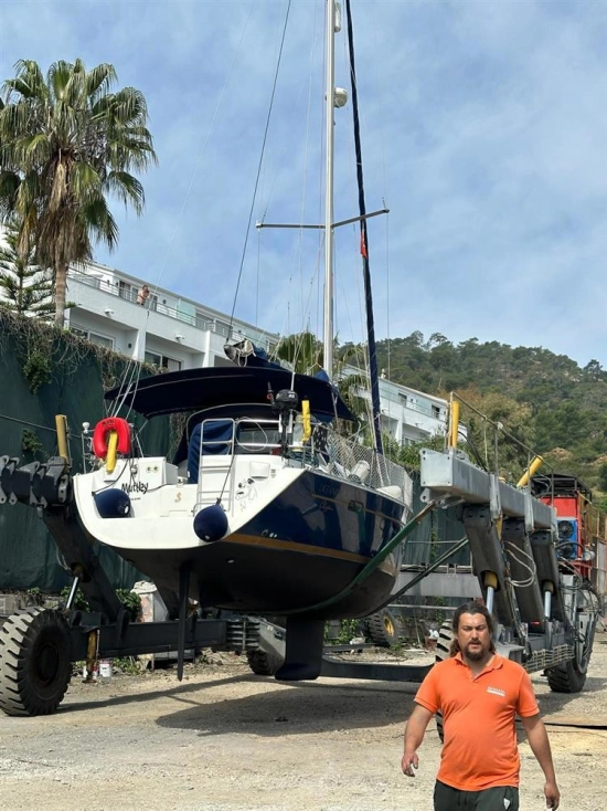 Beneteau Oceanis 393 usado à venda