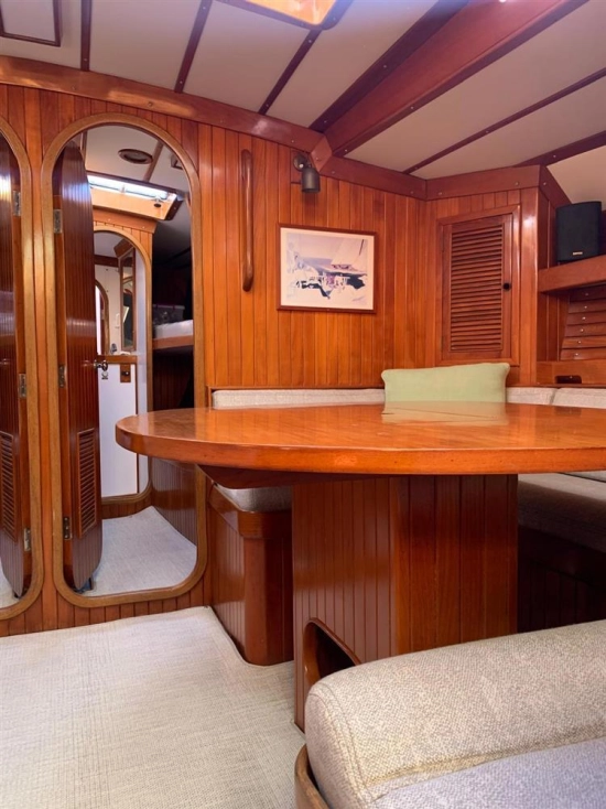 ALDEN SKYE 51 de segunda mano en venta