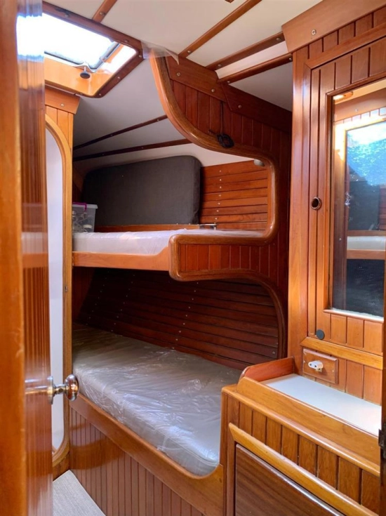 ALDEN SKYE 51 de segunda mano en venta
