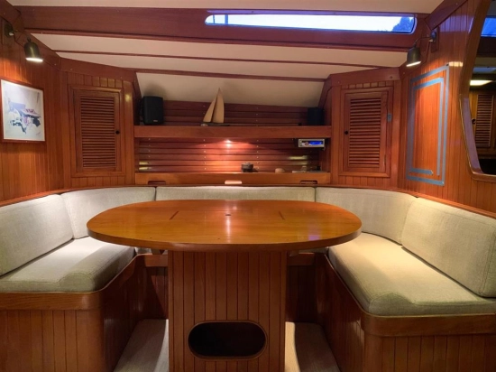 ALDEN SKYE 51 de segunda mano en venta