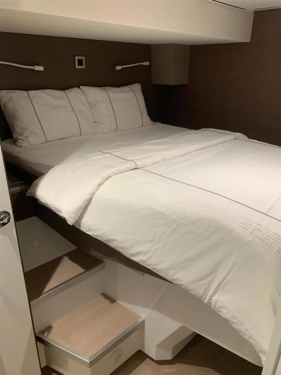 Catana BALI 4.8 usado à venda