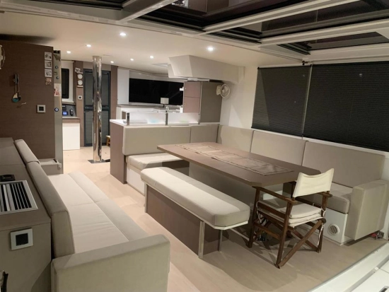Catana BALI 4.8 usado à venda