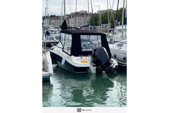 Bayliner VR5 CUDDY usado à venda