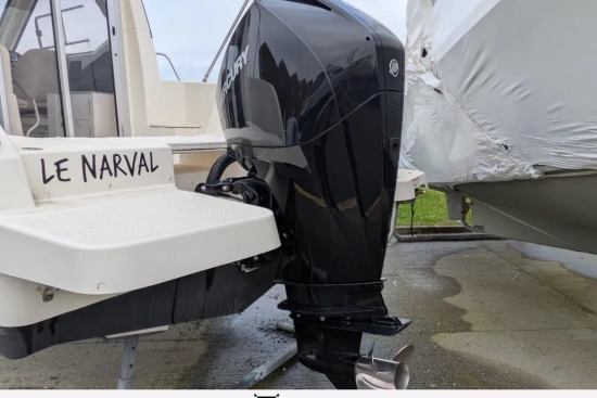 Quicksilver Activ 675 WEEK END usata in vendita