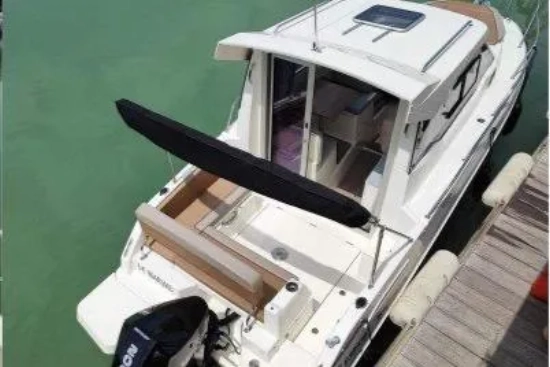 Quicksilver Activ 675 WEEK END usata in vendita