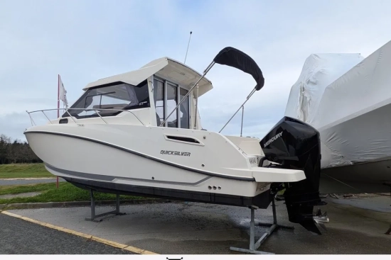 Quicksilver Activ 675 WEEK END usata in vendita