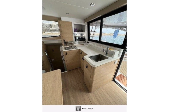 AVENTURA CATAMARANS 37 usata in vendita