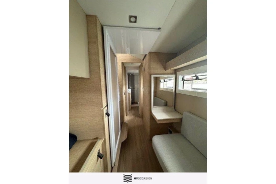 AVENTURA CATAMARANS 37 usata in vendita