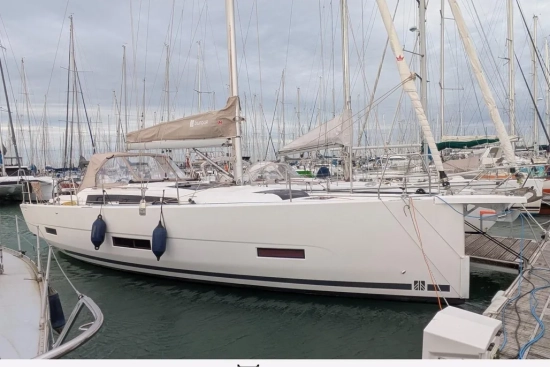 Dufour Yachts 390 usata in vendita