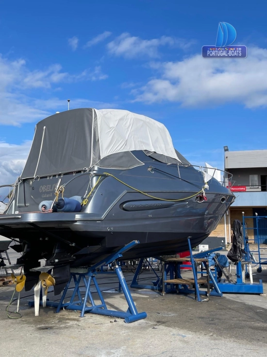 Maxum 2900 SE usata in vendita
