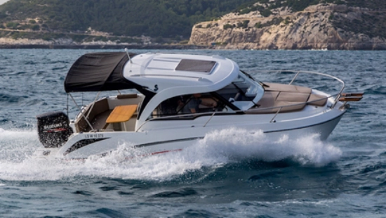 Beneteau Antares 7 usata in vendita