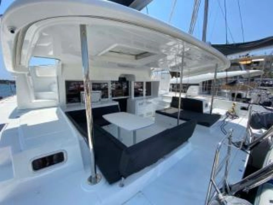 Lagoon 450 F usata in vendita