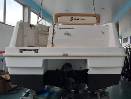 Beneteau Flyer 701 usata in vendita