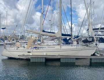 Beneteau First 38 usado à venda