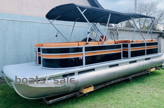 Triton Boats BC25 de segunda mano en venta