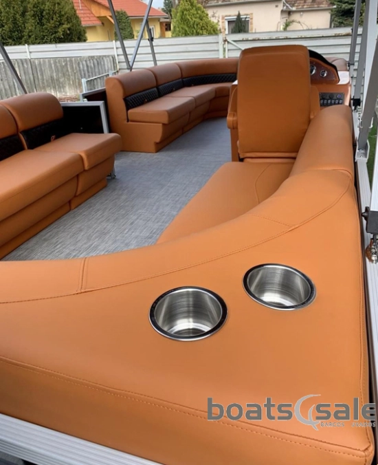 Triton Boats BC25 de segunda mano en venta