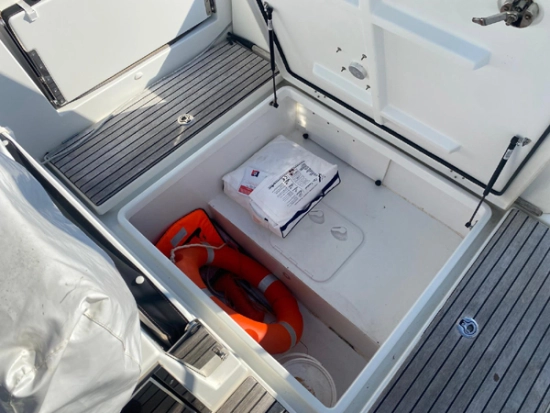 Beneteau Flyer 8.8 SUNdeck usata in vendita