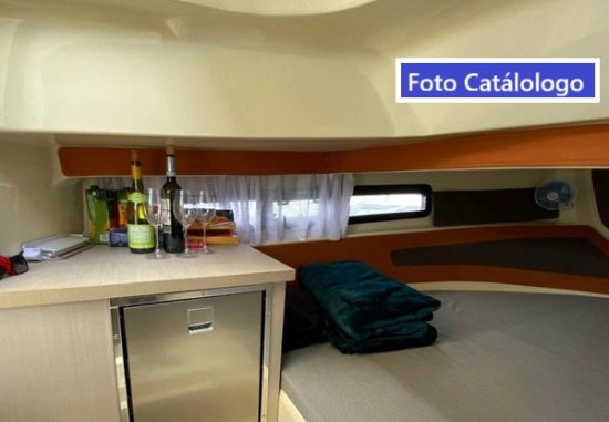 Invictus Yacht CX 240 de segunda mano en venta