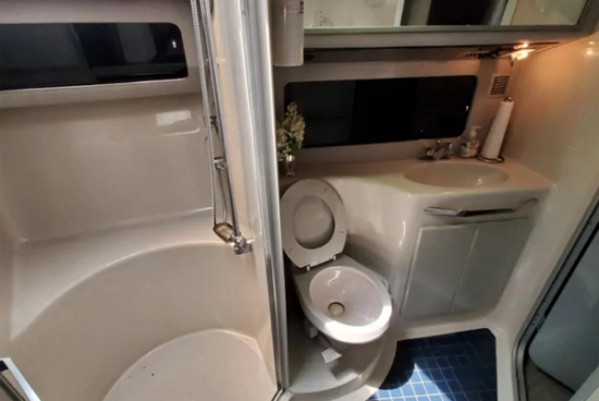 Sea Ray 46 EC usata in vendita