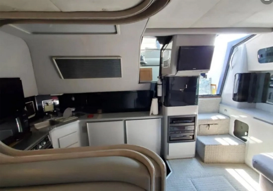 Sea Ray 46 EC usata in vendita