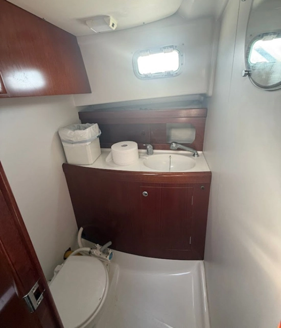 Beneteau Antares 9 de segunda mano en venta
