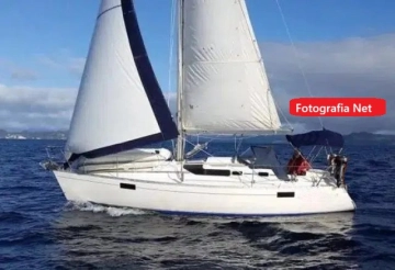 Beneteau Oceanis 320 usado à venda