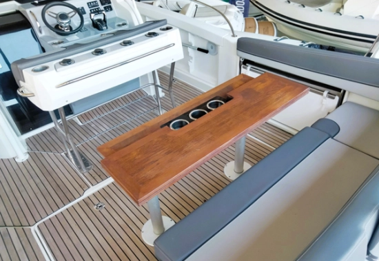 Jeanneau Cap Camarat 9.0 CC de segunda mano en venta
