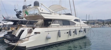 Tecnomarine T 77 Fly usata in vendita