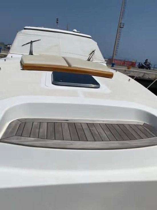 Chris Craft Roamer 43 usado à venda