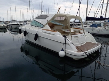 Jeanneau Prestige 34 usado à venda