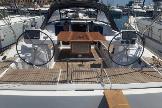 Dufour Yachts 520 usata in vendita