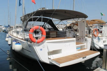 Dufour Yachts 520 usata in vendita