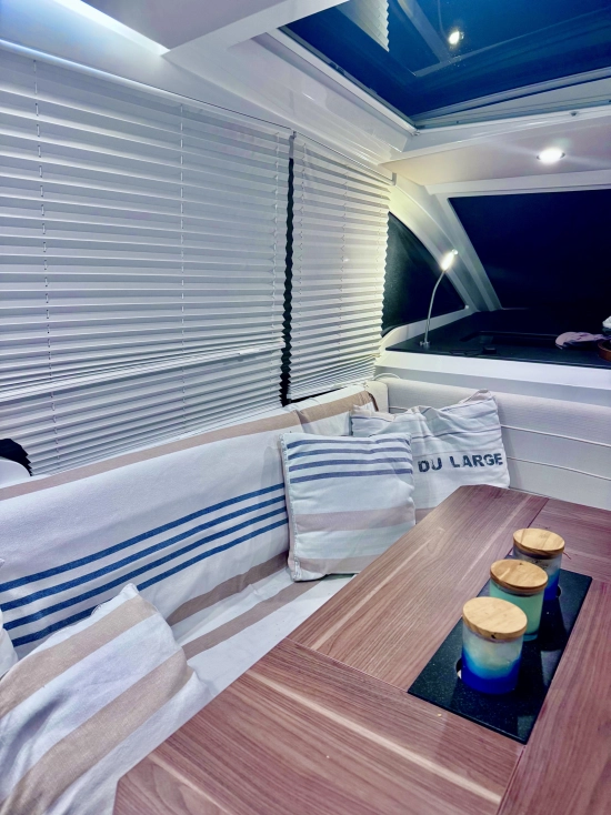 Sealine C330 de segunda mano en venta
