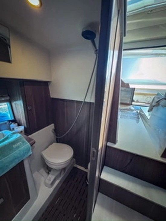 Sealine C330 de segunda mano en venta