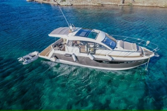 Sealine C330 de segunda mano en venta