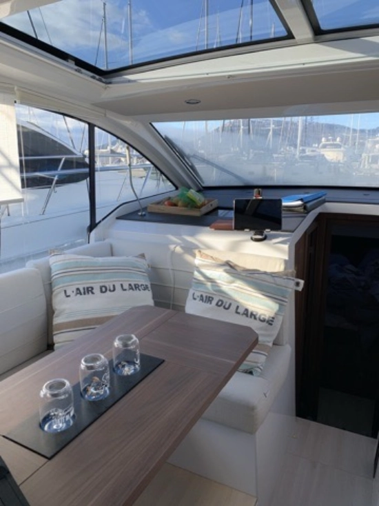 Sealine C330 de segunda mano en venta