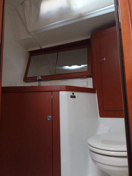 Beneteau Oceanis 45 nuevo en venta