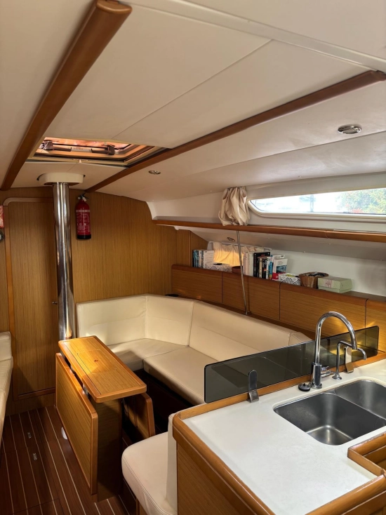 Custom Sun Odyssey 39i usado à venda