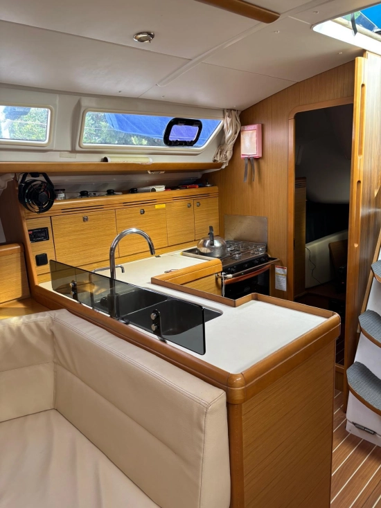 Custom Sun Odyssey 39i usado à venda