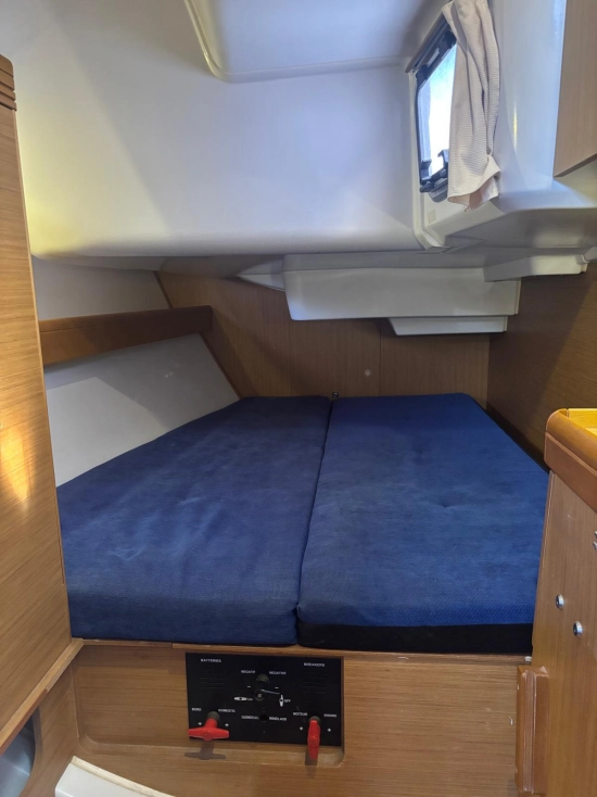 Custom Sun Odyssey 39i usado à venda