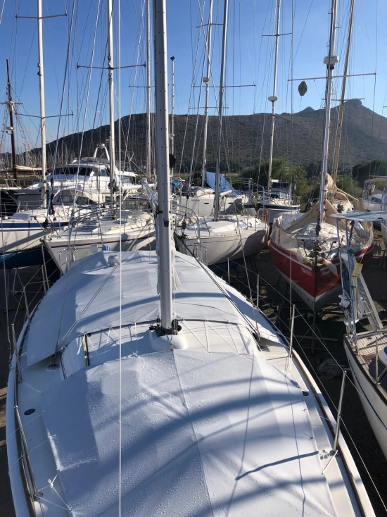 Custom Sun Odyssey 39i usado à venda
