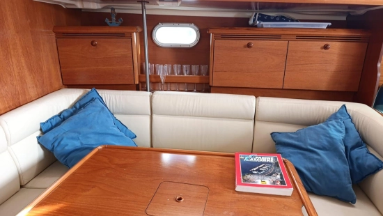 Jeanneau Sun Odyssey 43 Legend usado à venda