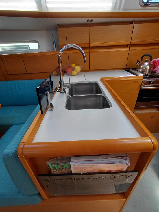 Jeanneau Sun Odyssey 379 usata in vendita